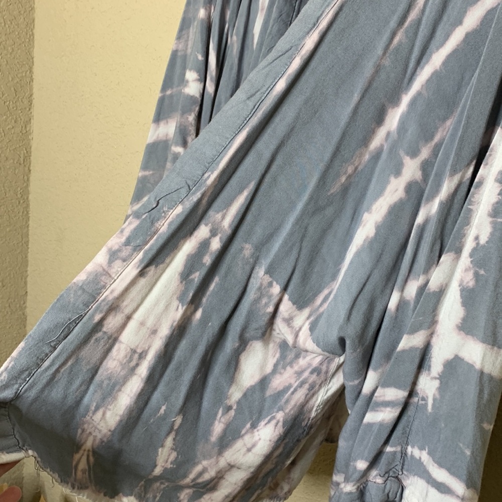 Tie Dye Kimono Open Front - Picture 4 of 5